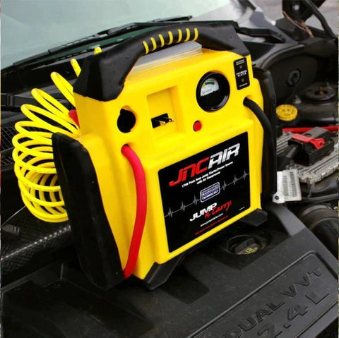 أدوات وأجهزة السيارات