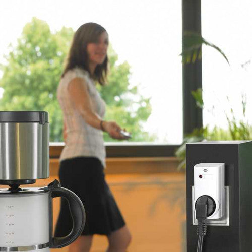 طقم وصلات كهرباء بالتحكم على بعد عدد 2 مع ريموت برينستيوال Brennenstuhl