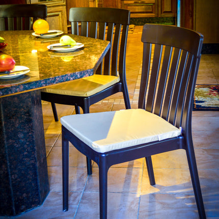 كرسي فيروز البلاستيكي للمناسبات المختلفة من سامبا