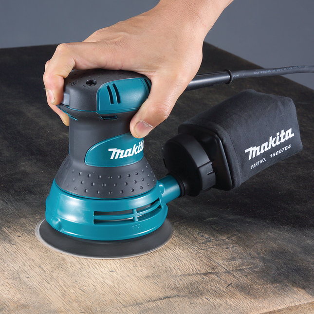 حفافة دائرية 300 واط  Makita - ماكيتا