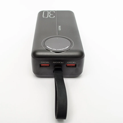 باوربانك Yesido YP42 بسعة 30000mAh – شحن سريع 22.5W مع شاشة LCD رقمية