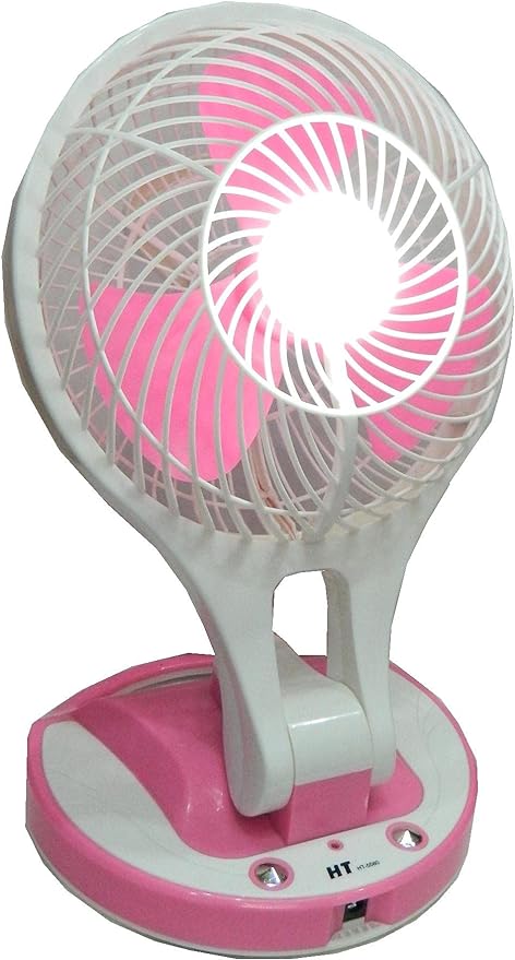 مروحة مكتب صغيرة مع ضوء