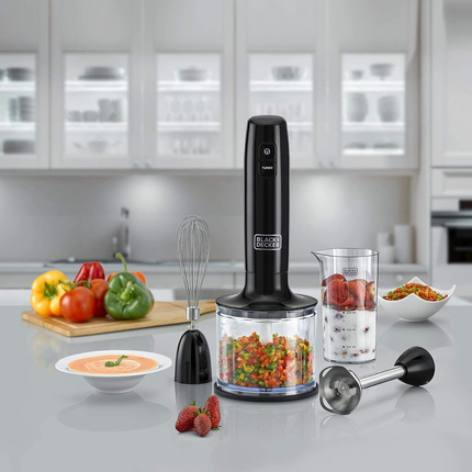 خلاط يدوي 3 بـ 1 مع خفاقة وقطاعة من الستانلس ستيل قوة 600 واط من Black & Decker