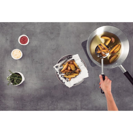 ملعقة بثقوب 33.6 سم من Tramontina Utilita