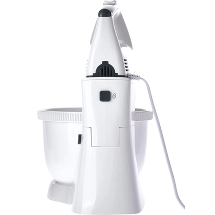 عجانة/خفاقة يدوية بـ 5 سرعات عالية مع وظيفة التيربو قوة 300 واط من Black & Decker