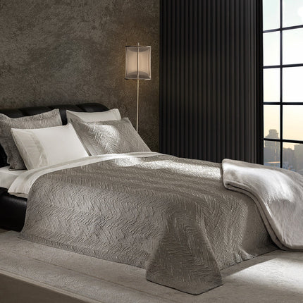 مجموعة شارنت 8 قطع بلون رمادي - ملاءات أسرة فاخرة