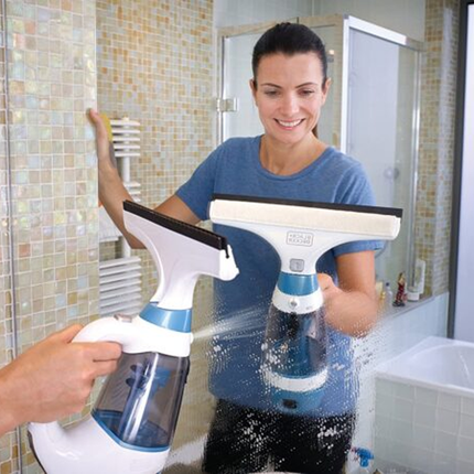 مكنسة تنظيف النوافذ والشبابيك الزجاجية مع بخاخ مدمج تعمل بالشحن ماركة Black & Decker