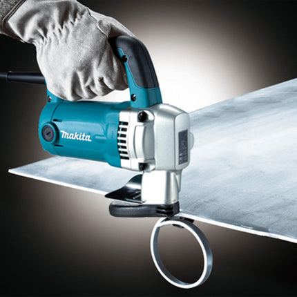 مقص صاج كهربائي 710 واط   ماكيتا - Makita