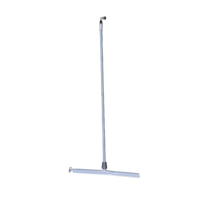 قشاطة مع عصا بيضاء