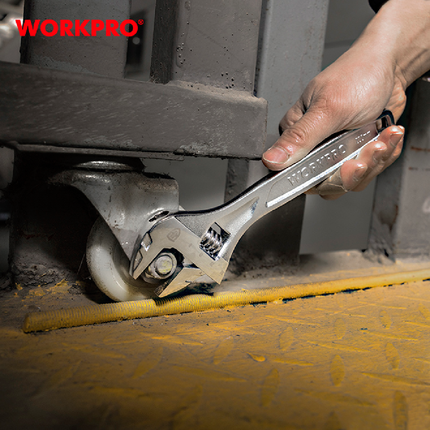 WORKPRO 8-inch Industrial Adjustable Wrench (WP272007)