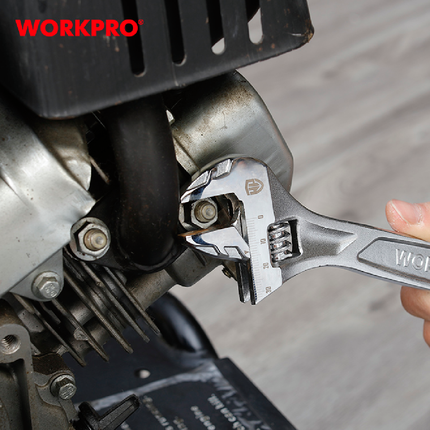 WORKPRO 8-inch Industrial Adjustable Wrench (WP272007)