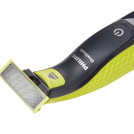 ماكينة تشذيب وحلاقة رجالية بشفرات حادة مع 3 رؤوس ماركة PHILIPS