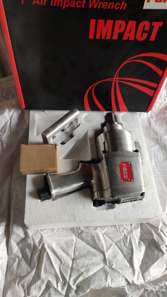 فرد بناشر هواء 1انش  ابيض ماركة فور