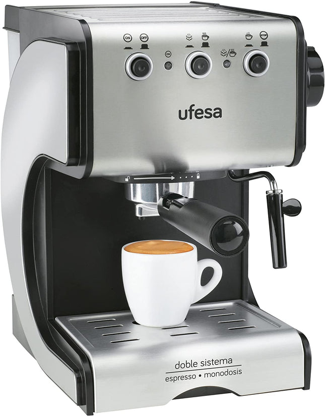 ماكينة ايسبريسو 1.5 لتر 1050 واط - Ufesa CE7141