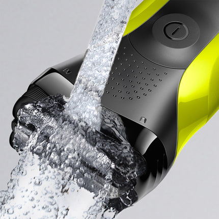 ماكينة حلاقة وتشذيب براون Series 3 Shave&Style 300BT