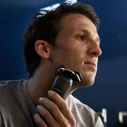 Philips Shaver Series 7000 Wet & Dry Electric Shaver — S7886/35